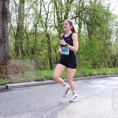 12.04.2026 - 45. Internationalen Wilhelmsburger Insellauf Yannick Fuchs http://msf.ph/oto/9477145 12.04.2026 10:12:12 Laufen 4003 meine-sportfotos.de
