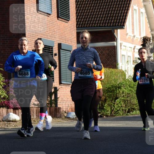 12.04.2026 - 45. Internationalen Wilhelmsburger Insellauf Yannick Fuchs http://msf.ph/oto/9477159 12.04.2026 09:04:34 Laufen 4688, 4685, 3371 meine-sportfotos.de