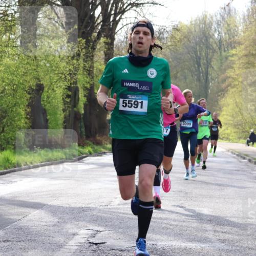 12.04.2026 - 45. Internationalen Wilhelmsburger Insellauf Yannick Fuchs http://msf.ph/oto/9477169 12.04.2026 10:12:34 Laufen 5591, 3099, 127 meine-sportfotos.de