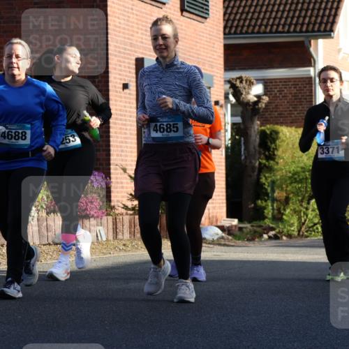 12.04.2026 - 45. Internationalen Wilhelmsburger Insellauf Yannick Fuchs http://msf.ph/oto/9477171 12.04.2026 09:04:35 Laufen 4688, 4685, 3371, 449 meine-sportfotos.de