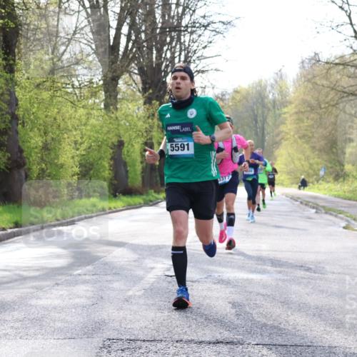 12.04.2026 - 45. Internationalen Wilhelmsburger Insellauf Yannick Fuchs http://msf.ph/oto/9477176 12.04.2026 10:12:34 Laufen 5591, 3317 meine-sportfotos.de