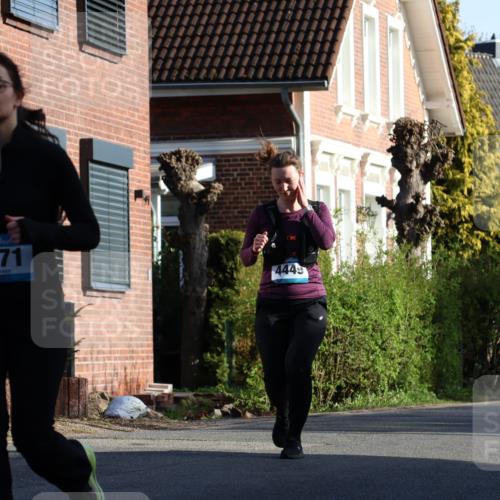 12.04.2026 - 45. Internationalen Wilhelmsburger Insellauf Yannick Fuchs http://msf.ph/oto/9477177 12.04.2026 09:04:37 Laufen 3371, 4449 meine-sportfotos.de