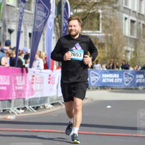 12.04.2026 - 45. Internationalen Wilhelmsburger Insellauf Strokosch-Dieckow http://msf.ph/oto/9477191 12.04.2026 11:36:41 Ziel 2653 meine-sportfotos.de