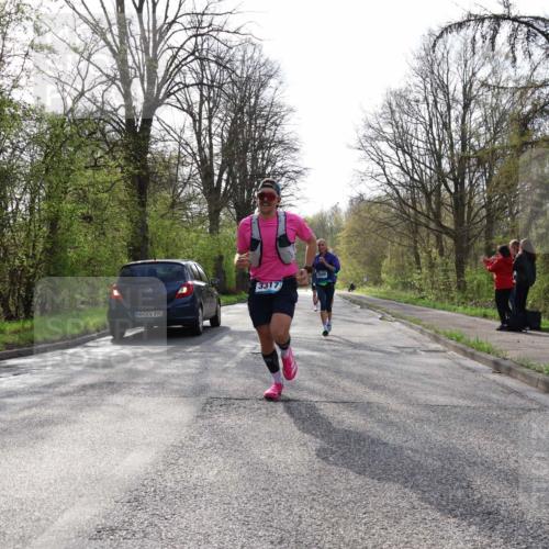 12.04.2026 - 45. Internationalen Wilhelmsburger Insellauf Yannick Fuchs http://msf.ph/oto/9477195 12.04.2026 10:12:36 Laufen 890, 3317, 3099 meine-sportfotos.de
