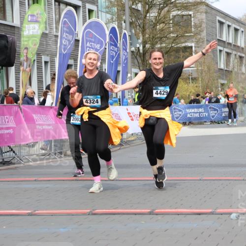 12.04.2026 - 45. Internationalen Wilhelmsburger Insellauf Strokosch-Dieckow http://msf.ph/oto/9477221 12.04.2026 13:31:00 Ziel 2514, 2515, 4324, 4429, 2003 meine-sportfotos.de