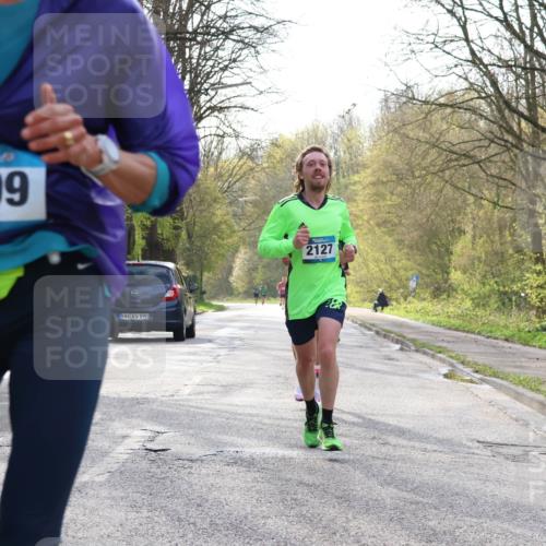 12.04.2026 - 45. Internationalen Wilhelmsburger Insellauf Yannick Fuchs http://msf.ph/oto/9477225 12.04.2026 10:12:38 Laufen 3099, 890, 2127 meine-sportfotos.de