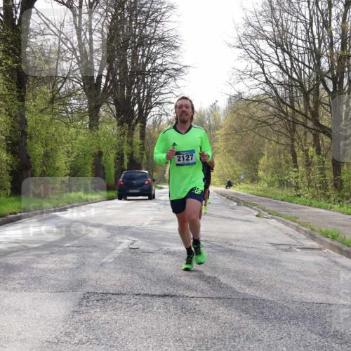 12.04.2026 - 45. Internationalen Wilhelmsburger Insellauf Yannick Fuchs http://msf.ph/oto/9477233 12.04.2026 10:12:39 Laufen 2127 meine-sportfotos.de