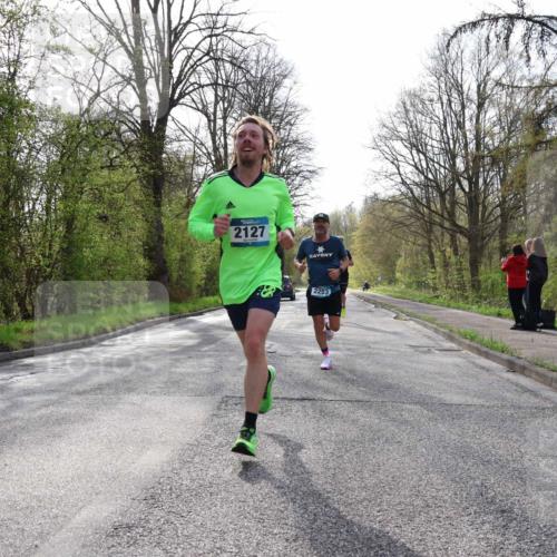 12.04.2026 - 45. Internationalen Wilhelmsburger Insellauf Yannick Fuchs http://msf.ph/oto/9477246 12.04.2026 10:12:40 Laufen 2127, 2253 meine-sportfotos.de