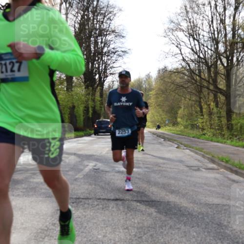 12.04.2026 - 45. Internationalen Wilhelmsburger Insellauf Yannick Fuchs http://msf.ph/oto/9477251 12.04.2026 10:12:40 Laufen 2127, 2253 meine-sportfotos.de