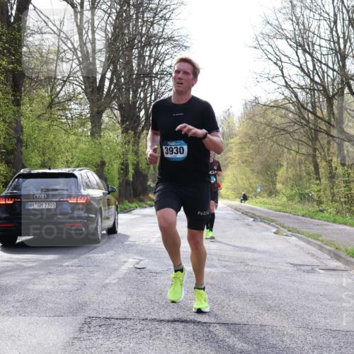 12.04.2026 - 45. Internationalen Wilhelmsburger Insellauf Yannick Fuchs http://msf.ph/oto/9477276 12.04.2026 10:12:43 Laufen 3930, 2301, 226, 07 meine-sportfotos.de