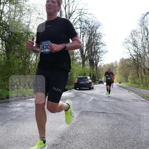 12.04.2026 - 45. Internationalen Wilhelmsburger Insellauf Yannick Fuchs http://msf.ph/oto/9477291 12.04.2026 10:12:44 Laufen 3930, 226, 5507 meine-sportfotos.de