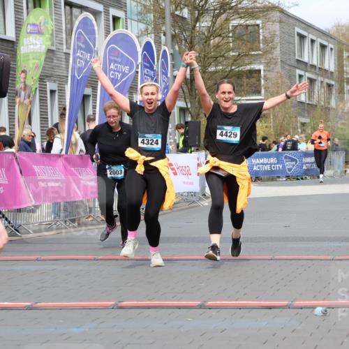 12.04.2026 - 45. Internationalen Wilhelmsburger Insellauf Strokosch-Dieckow http://msf.ph/oto/9477292 12.04.2026 13:31:00 Ziel 2514, 2515, 4324, 4429, 2003 meine-sportfotos.de