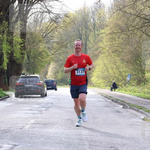 12.04.2026 - 45. Internationalen Wilhelmsburger Insellauf Yannick Fuchs http://msf.ph/oto/9477322 12.04.2026 10:12:47 Laufen 2301, 3137 meine-sportfotos.de