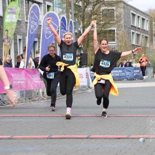 12.04.2026 - 45. Internationalen Wilhelmsburger Insellauf Strokosch-Dieckow http://msf.ph/oto/9477323 12.04.2026 13:31:00 Ziel 2514, 2515, 4324, 4429, 2003 meine-sportfotos.de
