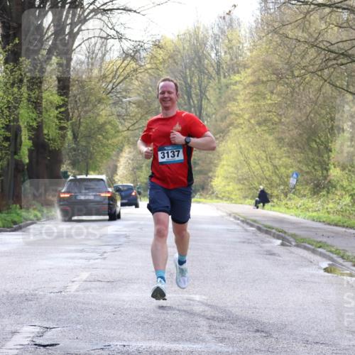12.04.2026 - 45. Internationalen Wilhelmsburger Insellauf Yannick Fuchs http://msf.ph/oto/9477329 12.04.2026 10:12:48 Laufen 3137 meine-sportfotos.de
