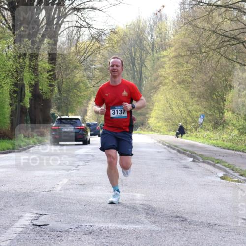 12.04.2026 - 45. Internationalen Wilhelmsburger Insellauf Yannick Fuchs http://msf.ph/oto/9477331 12.04.2026 10:12:48 Laufen 3137 meine-sportfotos.de