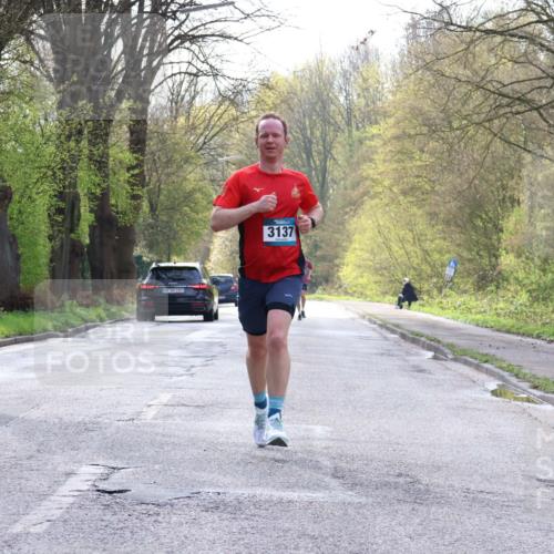 12.04.2026 - 45. Internationalen Wilhelmsburger Insellauf Yannick Fuchs http://msf.ph/oto/9477333 12.04.2026 10:12:48 Laufen 2303, 3137 meine-sportfotos.de