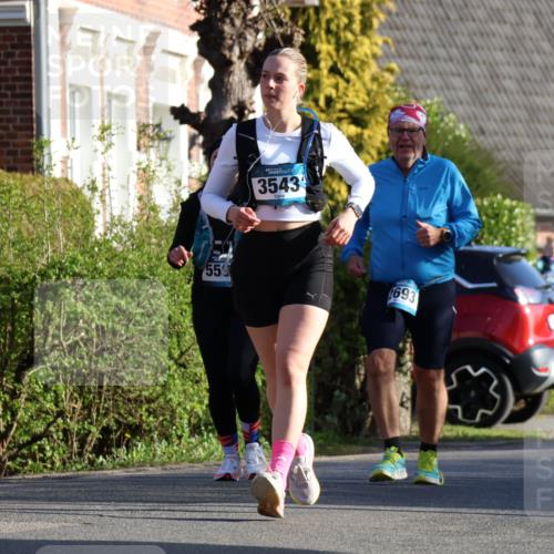 12.04.2026 - 45. Internationalen Wilhelmsburger Insellauf Yannick Fuchs http://msf.ph/oto/9477377 12.04.2026 09:05:03 Laufen 55, 45, 3543, 693 meine-sportfotos.de