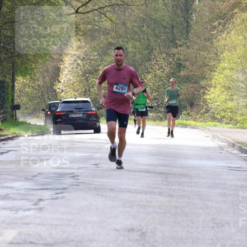 12.04.2026 - 45. Internationalen Wilhelmsburger Insellauf Yannick Fuchs http://msf.ph/oto/9477389 12.04.2026 10:12:53 Laufen 2301, 4291, 5271, 3771 meine-sportfotos.de