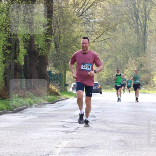 12.04.2026 - 45. Internationalen Wilhelmsburger Insellauf Yannick Fuchs http://msf.ph/oto/9477429 12.04.2026 10:12:57 Laufen 4291 meine-sportfotos.de