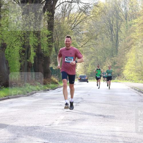 12.04.2026 - 45. Internationalen Wilhelmsburger Insellauf Yannick Fuchs http://msf.ph/oto/9477439 12.04.2026 10:12:58 Laufen 4291, 1771 meine-sportfotos.de