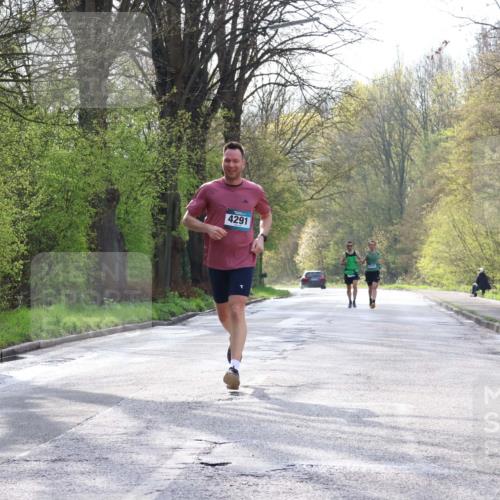 12.04.2026 - 45. Internationalen Wilhelmsburger Insellauf Yannick Fuchs http://msf.ph/oto/9477446 12.04.2026 10:12:59 Laufen 4291 meine-sportfotos.de