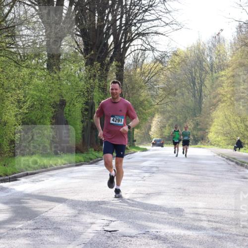 12.04.2026 - 45. Internationalen Wilhelmsburger Insellauf Yannick Fuchs http://msf.ph/oto/9477449 12.04.2026 10:12:59 Laufen 4291 meine-sportfotos.de
