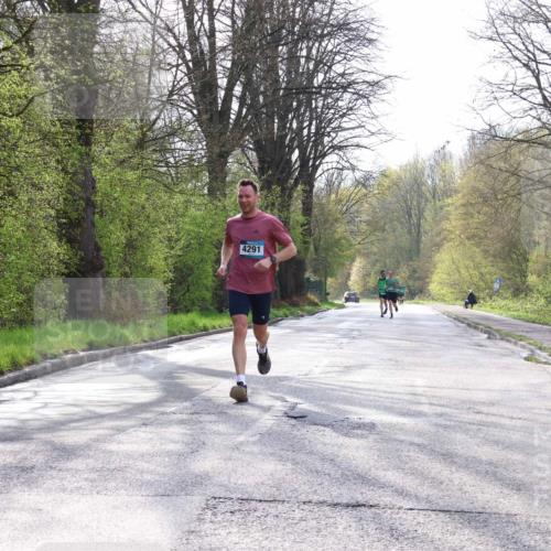 12.04.2026 - 45. Internationalen Wilhelmsburger Insellauf Yannick Fuchs http://msf.ph/oto/9477459 12.04.2026 10:13:00 Laufen 4291 meine-sportfotos.de