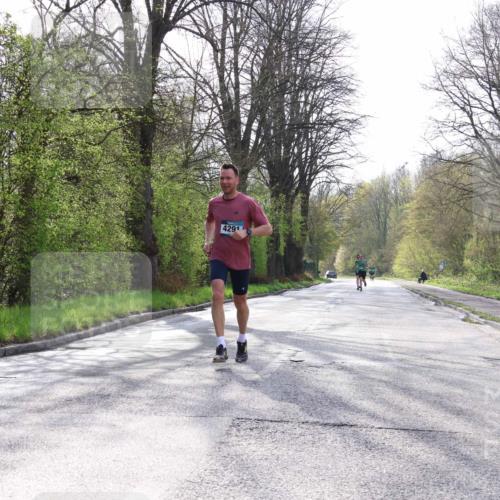 12.04.2026 - 45. Internationalen Wilhelmsburger Insellauf Yannick Fuchs http://msf.ph/oto/9477465 12.04.2026 10:13:01 Laufen 4291 meine-sportfotos.de