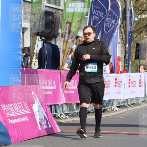12.04.2026 - 45. Internationalen Wilhelmsburger Insellauf Strokosch-Dieckow http://msf.ph/oto/9477575 12.04.2026 11:38:35 Ziel 5948 meine-sportfotos.de