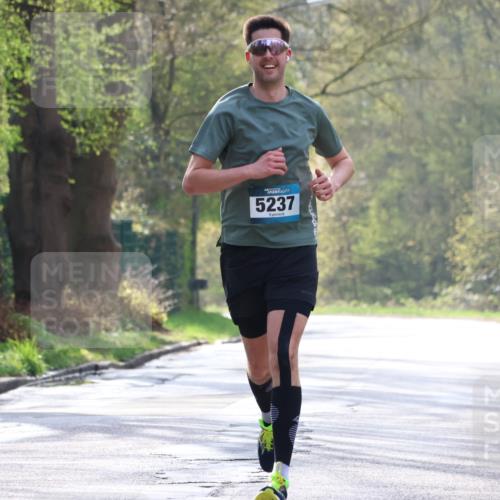 12.04.2026 - 45. Internationalen Wilhelmsburger Insellauf Yannick Fuchs http://msf.ph/oto/9477607 12.04.2026 10:13:26 Laufen 5237 meine-sportfotos.de