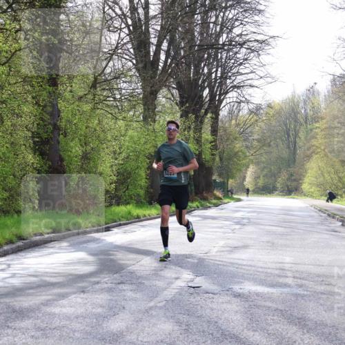 12.04.2026 - 45. Internationalen Wilhelmsburger Insellauf Yannick Fuchs http://msf.ph/oto/9477623 12.04.2026 10:13:28 Laufen 5207 meine-sportfotos.de