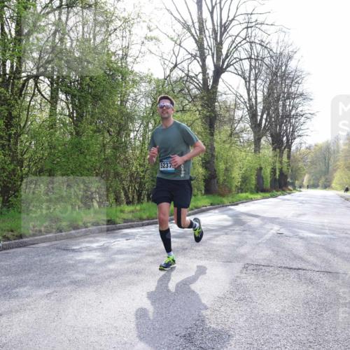 12.04.2026 - 45. Internationalen Wilhelmsburger Insellauf Yannick Fuchs http://msf.ph/oto/9477639 12.04.2026 10:13:30 Laufen 5237 meine-sportfotos.de