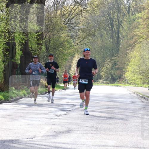 12.04.2026 - 45. Internationalen Wilhelmsburger Insellauf Yannick Fuchs http://msf.ph/oto/9477655 12.04.2026 10:13:59 Laufen 3053, 4694, 3776 meine-sportfotos.de
