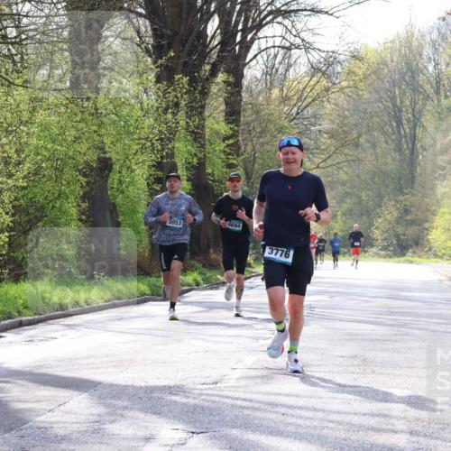 12.04.2026 - 45. Internationalen Wilhelmsburger Insellauf Yannick Fuchs http://msf.ph/oto/9477671 12.04.2026 10:14:01 Laufen 3053, 4694, 3776 meine-sportfotos.de