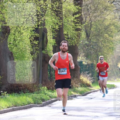 12.04.2026 - 45. Internationalen Wilhelmsburger Insellauf Yannick Fuchs http://msf.ph/oto/9477730 12.04.2026 10:14:11 Laufen 5561, 4953, 3963 meine-sportfotos.de