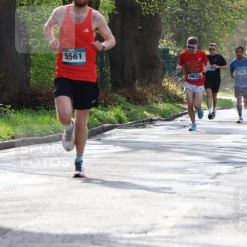 12.04.2026 - 45. Internationalen Wilhelmsburger Insellauf Yannick Fuchs http://msf.ph/oto/9477733 12.04.2026 10:14:12 Laufen 5561, 492, 3963, 4384, 4953 meine-sportfotos.de