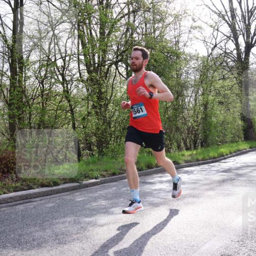 12.04.2026 - 45. Internationalen Wilhelmsburger Insellauf Yannick Fuchs http://msf.ph/oto/9477762 12.04.2026 10:14:16 Laufen 5561 meine-sportfotos.de