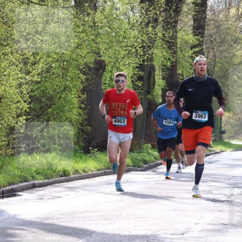 12.04.2026 - 45. Internationalen Wilhelmsburger Insellauf Yannick Fuchs http://msf.ph/oto/9477773 12.04.2026 10:14:18 Laufen 4953, 4384, 3963 meine-sportfotos.de
