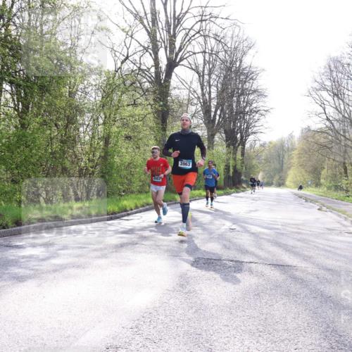 12.04.2026 - 45. Internationalen Wilhelmsburger Insellauf Yannick Fuchs http://msf.ph/oto/9477794 12.04.2026 10:14:21 Laufen 4953, 3963 meine-sportfotos.de