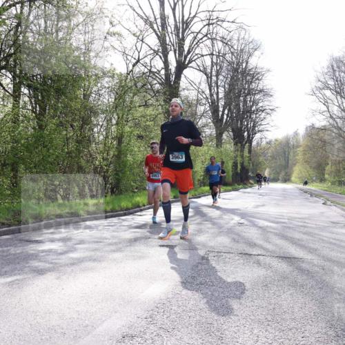 12.04.2026 - 45. Internationalen Wilhelmsburger Insellauf Yannick Fuchs http://msf.ph/oto/9477798 12.04.2026 10:14:21 Laufen 4953, 3963 meine-sportfotos.de