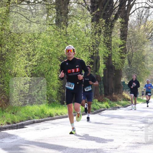 12.04.2026 - 45. Internationalen Wilhelmsburger Insellauf Yannick Fuchs http://msf.ph/oto/9477845 12.04.2026 10:14:28 Laufen 2383, 1761, 09, 5812, 5664 meine-sportfotos.de