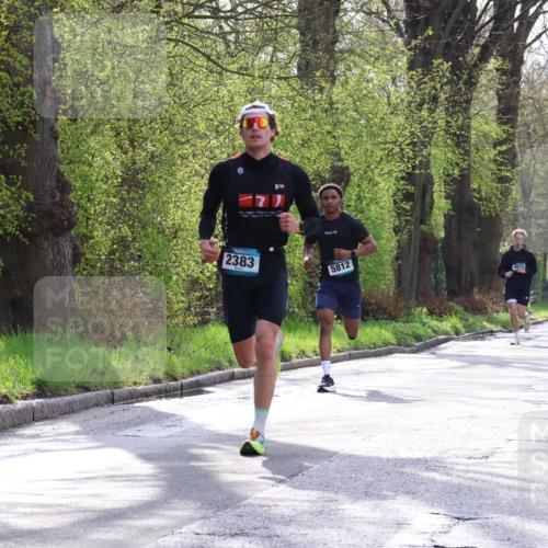 12.04.2026 - 45. Internationalen Wilhelmsburger Insellauf Yannick Fuchs http://msf.ph/oto/9477856 12.04.2026 10:14:29 Laufen 1567, 09, 2383, 5812 meine-sportfotos.de