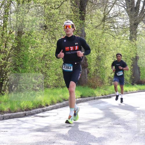 12.04.2026 - 45. Internationalen Wilhelmsburger Insellauf Yannick Fuchs http://msf.ph/oto/9477864 12.04.2026 10:14:30 Laufen 2383, 156, 17, 09, 5812 meine-sportfotos.de