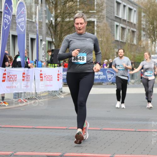 12.04.2026 - 45. Internationalen Wilhelmsburger Insellauf Strokosch-Dieckow http://msf.ph/oto/9477882 12.04.2026 13:30:07 Ziel 3648 meine-sportfotos.de