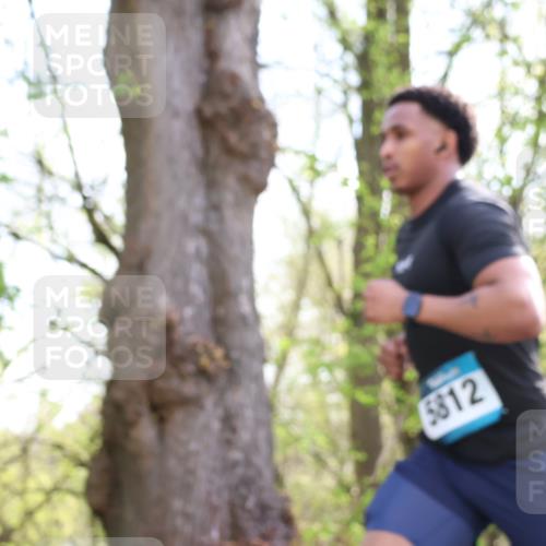 12.04.2026 - 45. Internationalen Wilhelmsburger Insellauf Yannick Fuchs http://msf.ph/oto/9477887 12.04.2026 10:14:34 Laufen 5812 meine-sportfotos.de