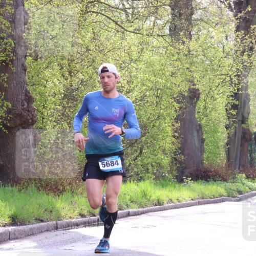 12.04.2026 - 45. Internationalen Wilhelmsburger Insellauf Yannick Fuchs http://msf.ph/oto/9477922 12.04.2026 10:14:40 Laufen 26, 5684 meine-sportfotos.de
