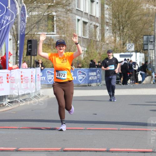 12.04.2026 - 45. Internationalen Wilhelmsburger Insellauf Strokosch-Dieckow http://msf.ph/oto/9477932 12.04.2026 11:41:04 Ziel 2872 meine-sportfotos.de