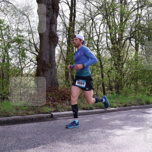 12.04.2026 - 45. Internationalen Wilhelmsburger Insellauf Yannick Fuchs http://msf.ph/oto/9477949 12.04.2026 10:14:43 Laufen 5684 meine-sportfotos.de