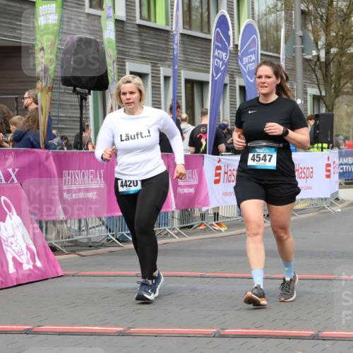 12.04.2026 - 45. Internationalen Wilhelmsburger Insellauf Strokosch-Dieckow http://msf.ph/oto/9477954 12.04.2026 13:29:59 Ziel 4547, 4420 meine-sportfotos.de